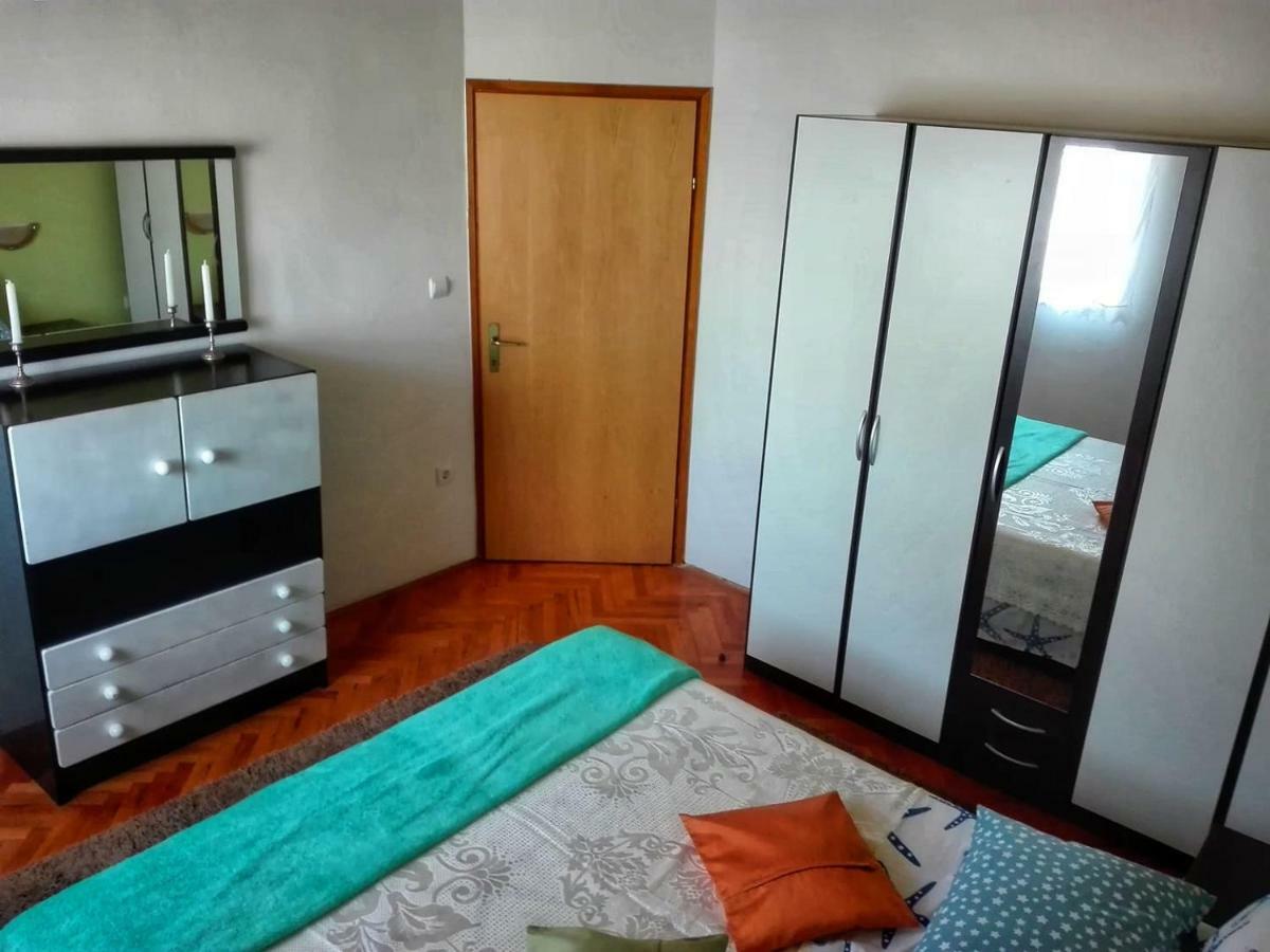 Ticic Appartement Povljana